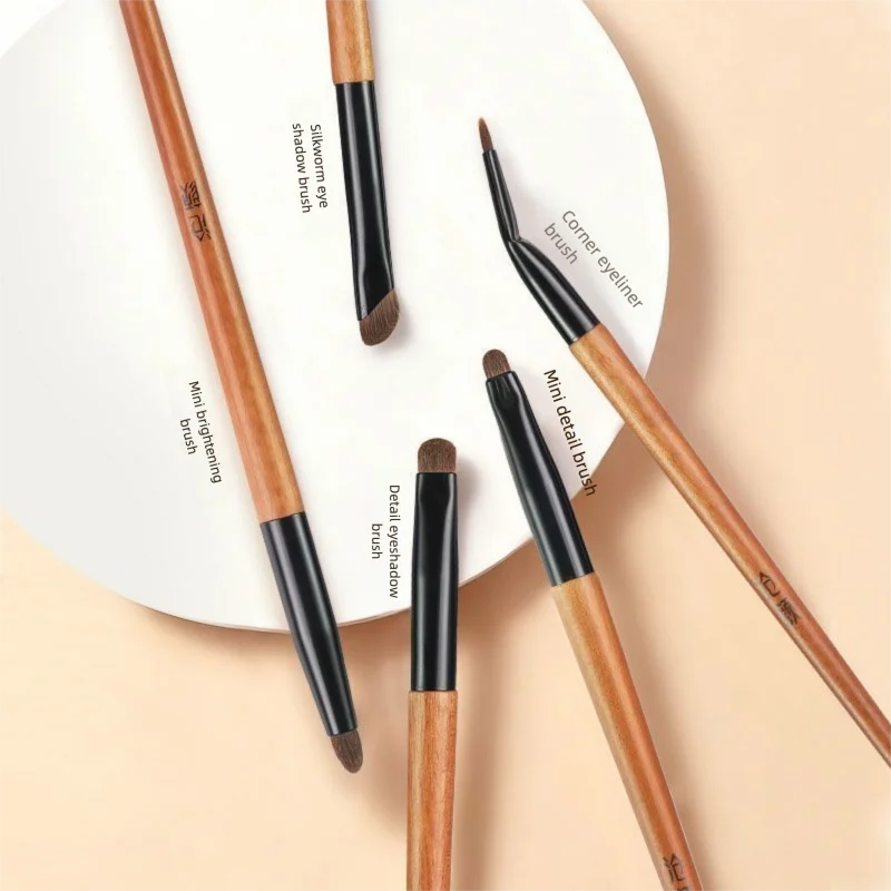 5-Piece Horsehair Detail Eye Brush Set – Eyeshadow & Eyelid Eye Brush Set QXL