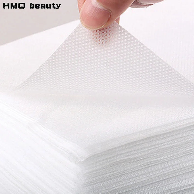 Disposable Non-Woven Hole Towel Covers | Salon Bed Sheets 50/300 Disposable Salon Cover QXL