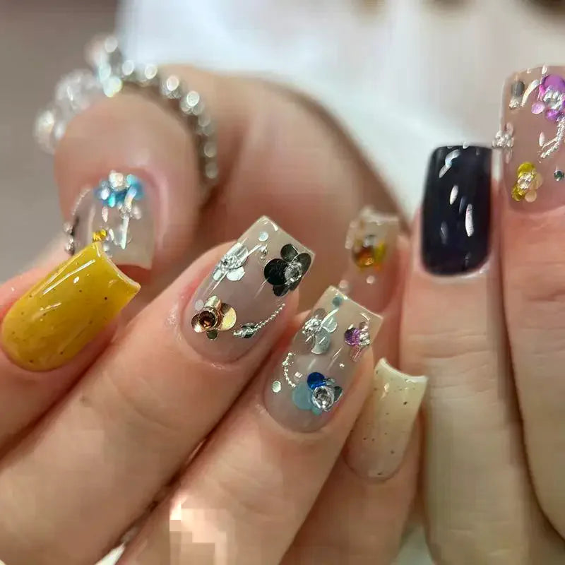 12-Grid Nail Glitter Set | Sequins, Charms & Flower Decals Nail Art Glitter Set QXL