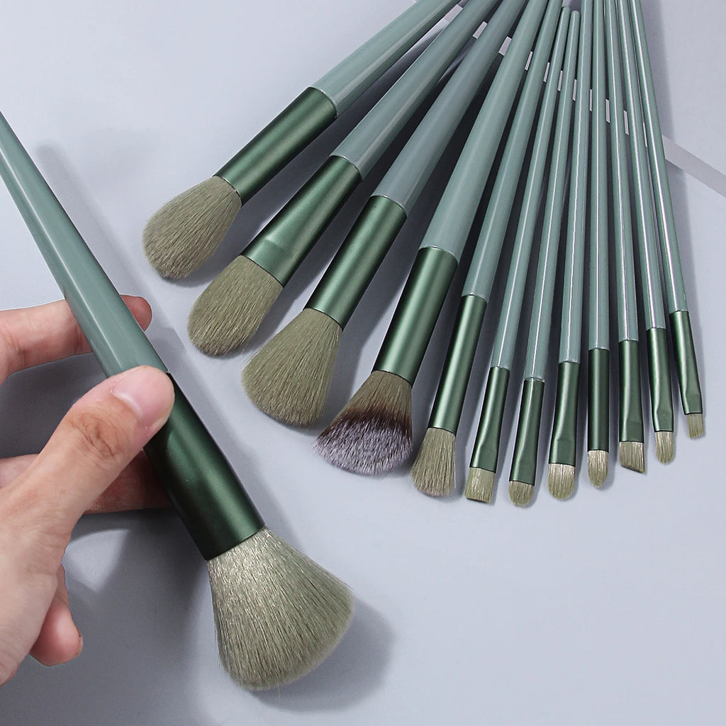 KOSSHOW 13-Piece Green Makeup Brush Set – Full Cosmetic Kit Makeup Brush Set QXL