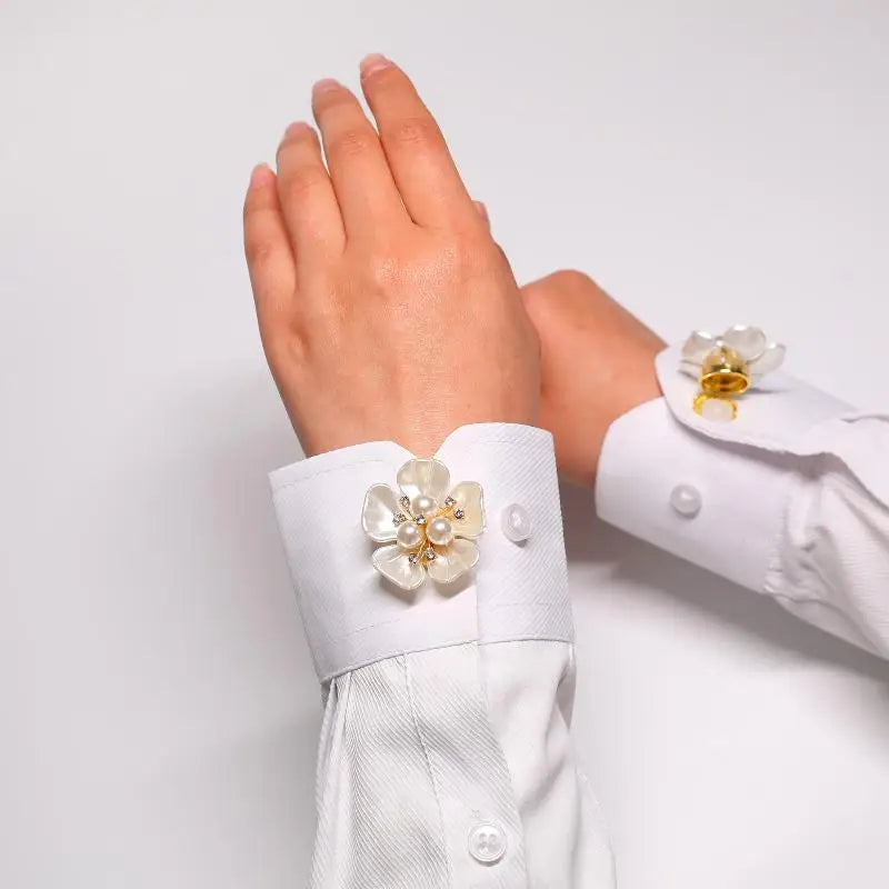 2-Pack Floral Clip-On Button Covers for Shirts & Dresses Button Covers QXL