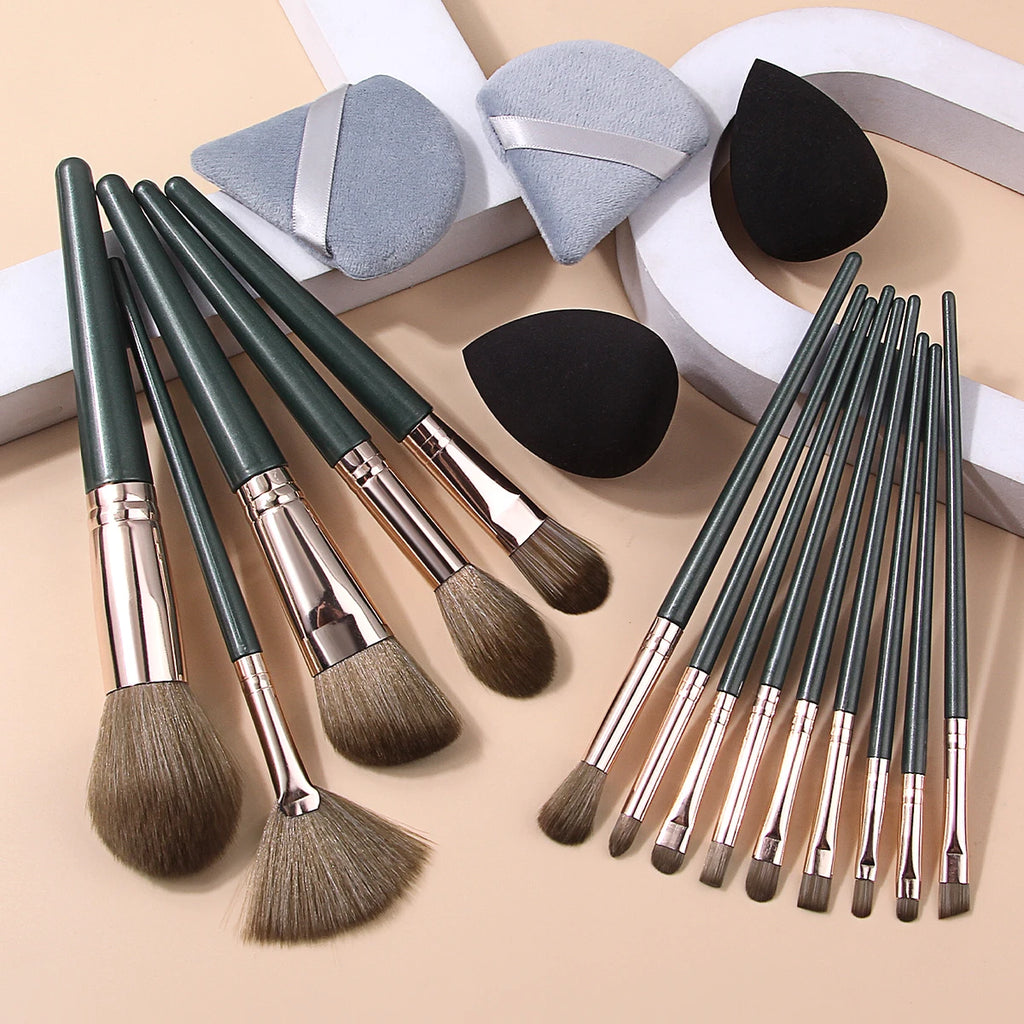 KOSSHOW 18-Pc Makeup Brush Kit with Sponges & Puffs Makeup Brush Set QXL