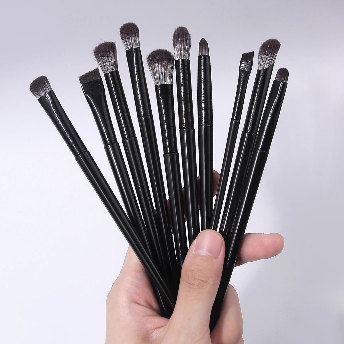 KOSSHOW 10-Pc Eye Makeup Brush Kit | Smoky & Natural Looks Eye Makeup Brush Set QXL