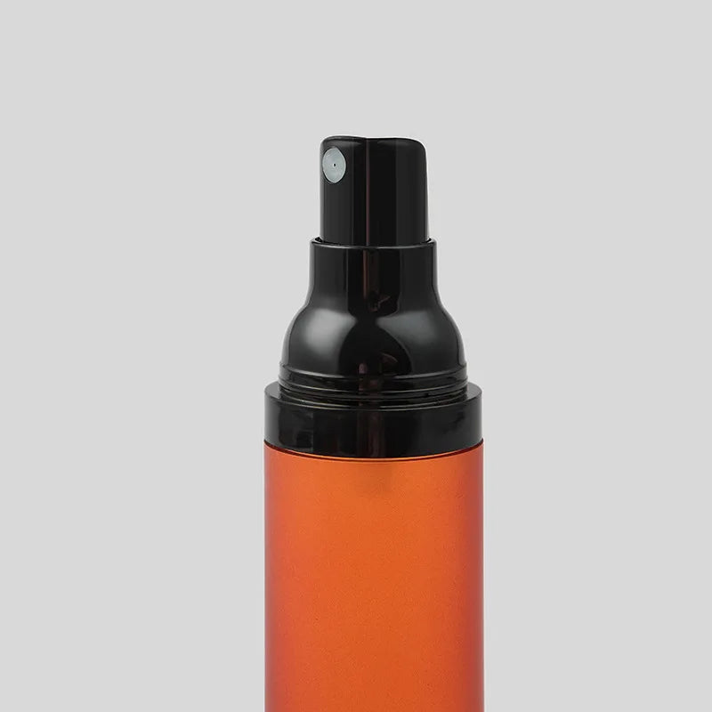 Airless Vacuum Pump Bottles 15ml 30ml 50ml – Brown Lightproof Airless Pump Bottle QXL 50ml spray