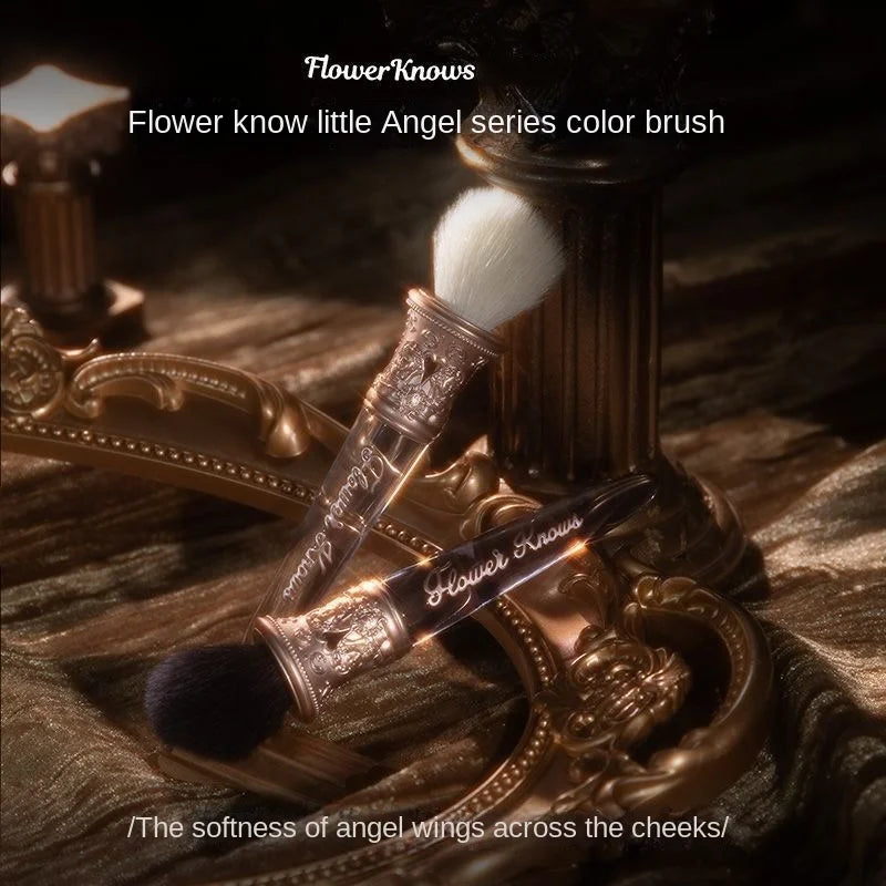 Flower Knows Goat Hair Highlighter & Blush Makeup Brush Highlighter Makeup Brush QXL