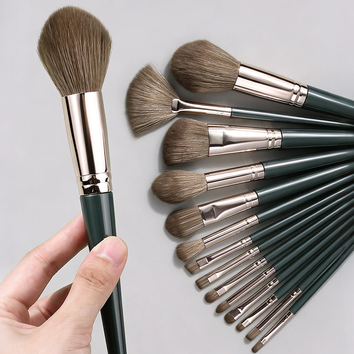 19-Pc Makeup Brush Set with Sponge & Puff | Dark Green Kit Makeup Brush Set QXL