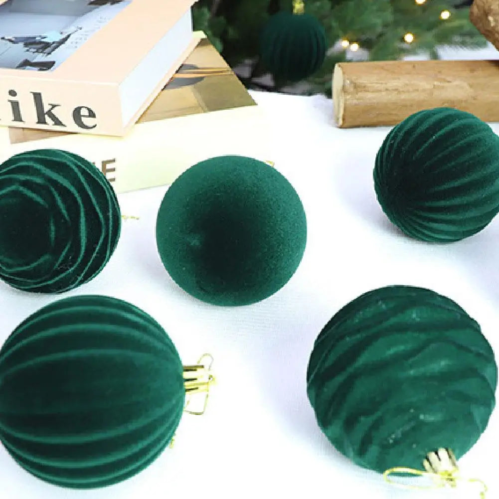 12-Pack Flocked Velvet Christmas Ball Ornaments 6cm Red & Green Christmas Tree Ornaments QXL