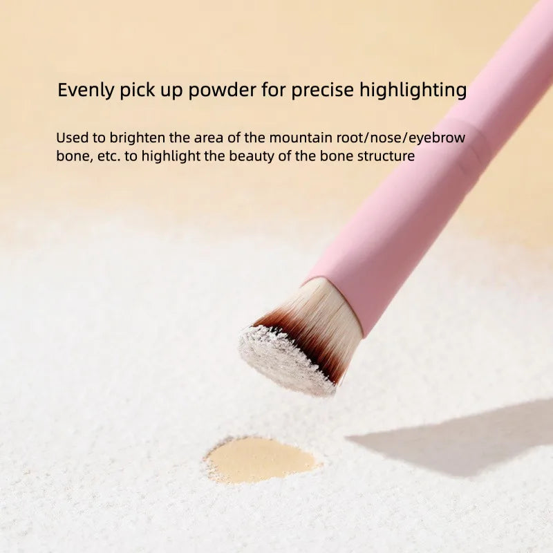 Triangular Concealer Brush | Soft Brightening Makeup Brush Concealer Makeup Brush QXL
