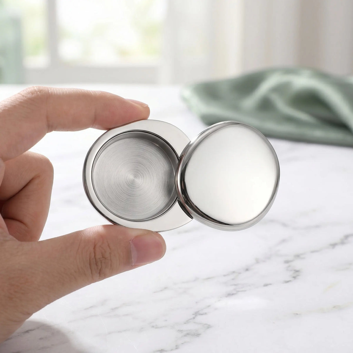 10g Aluminum Solid Cologne Case – Rotating Cap Airtight Seal Solid Cologne Case QXL