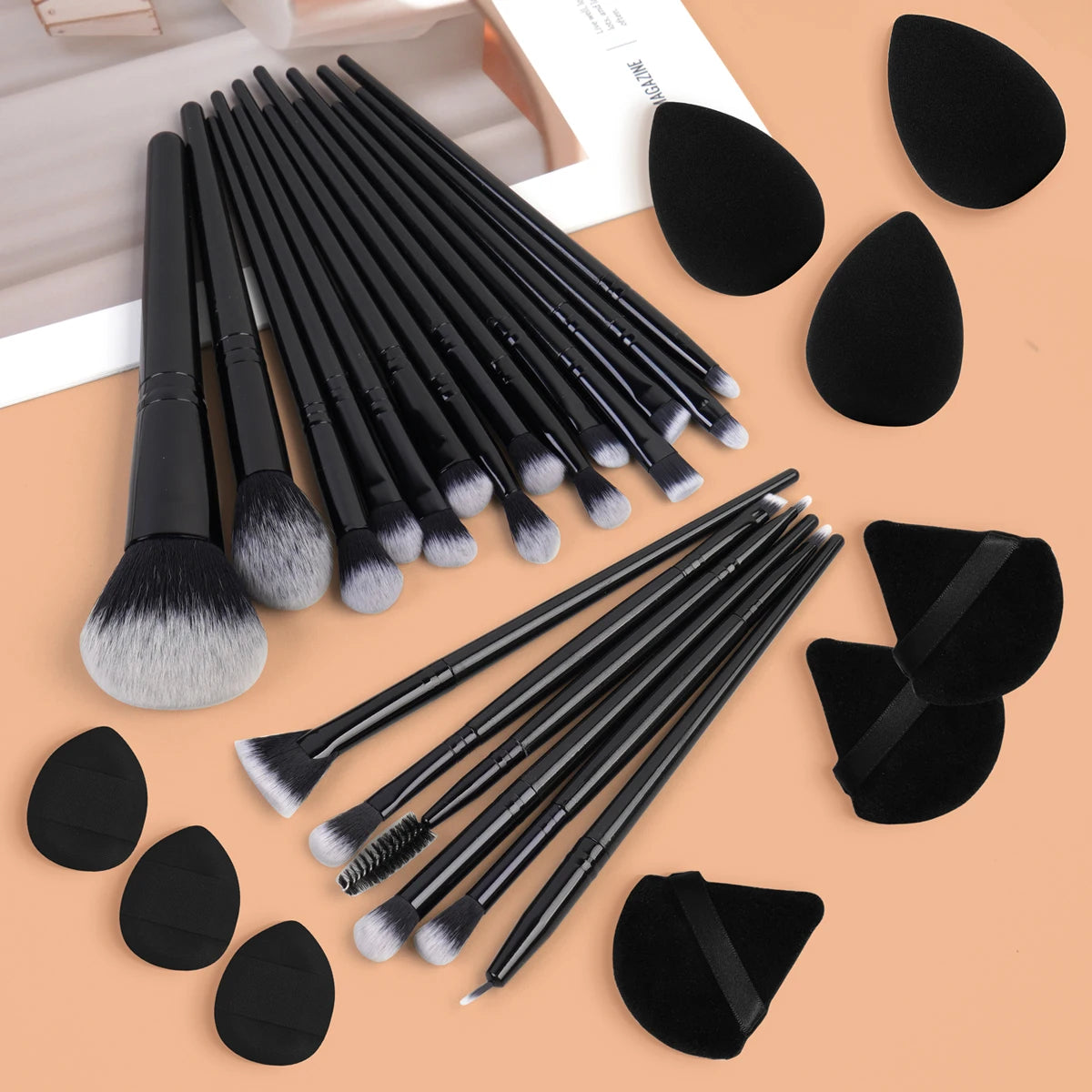 MAANGE 29-Pc Makeup Brush & Sponge Kit | Brushes + Puffs Makeup Brush Kit QXL