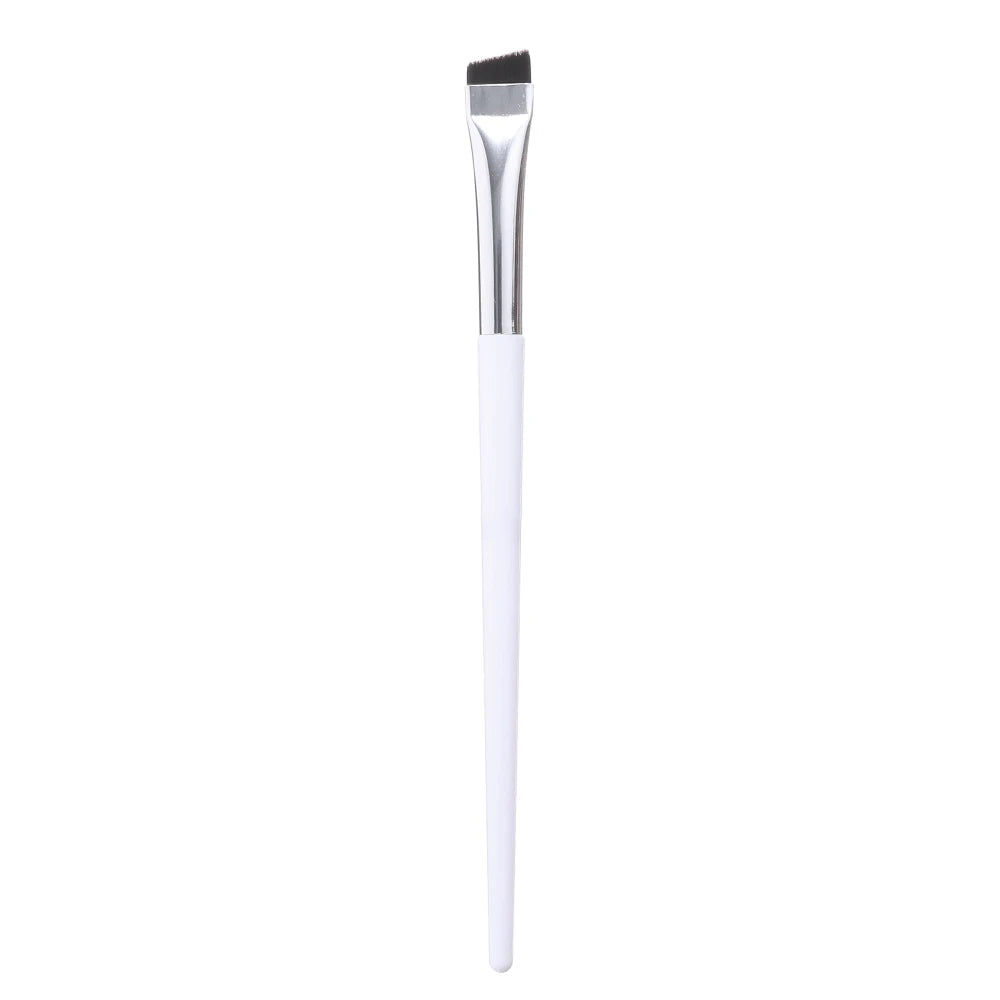 Angled Eyebrow & Eyeliner Brush | Soft Synthetic Flat Tip Eyebrow Eyeliner Brush QXL 07