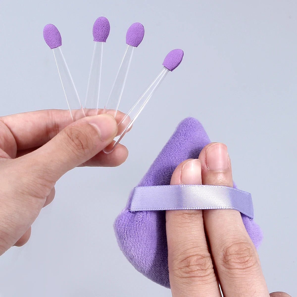 102-Pc Disposable Eyeshadow Sponge Sticks & Powder Puffs Set Makeup Applicator Set QXL