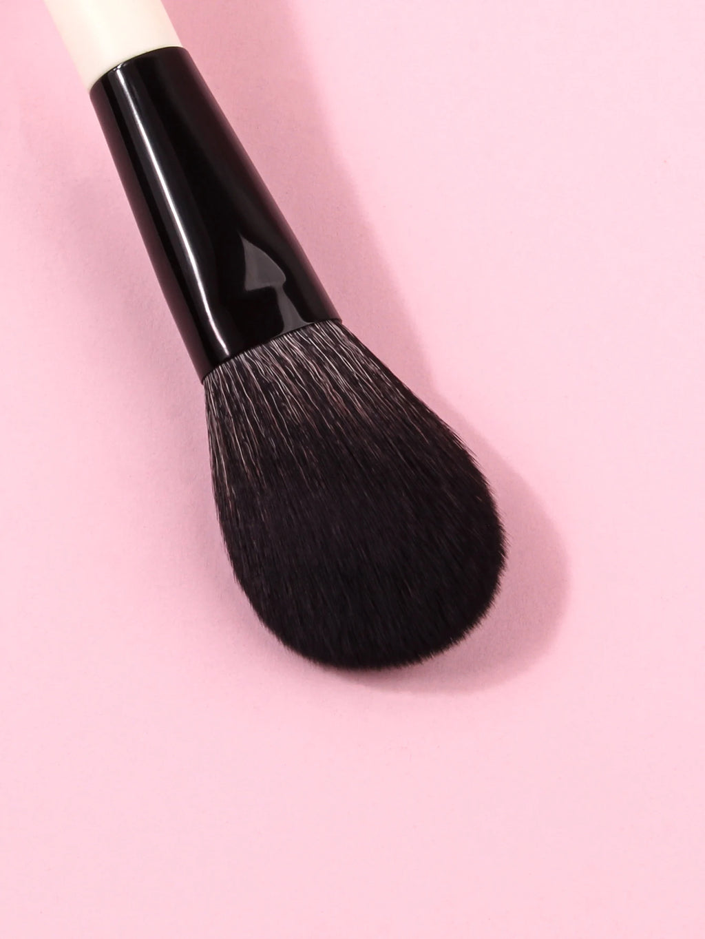 KOSSHOW Powder Brush | Loose Powder, Blush & Bronzer Powder Makeup Brush QXL