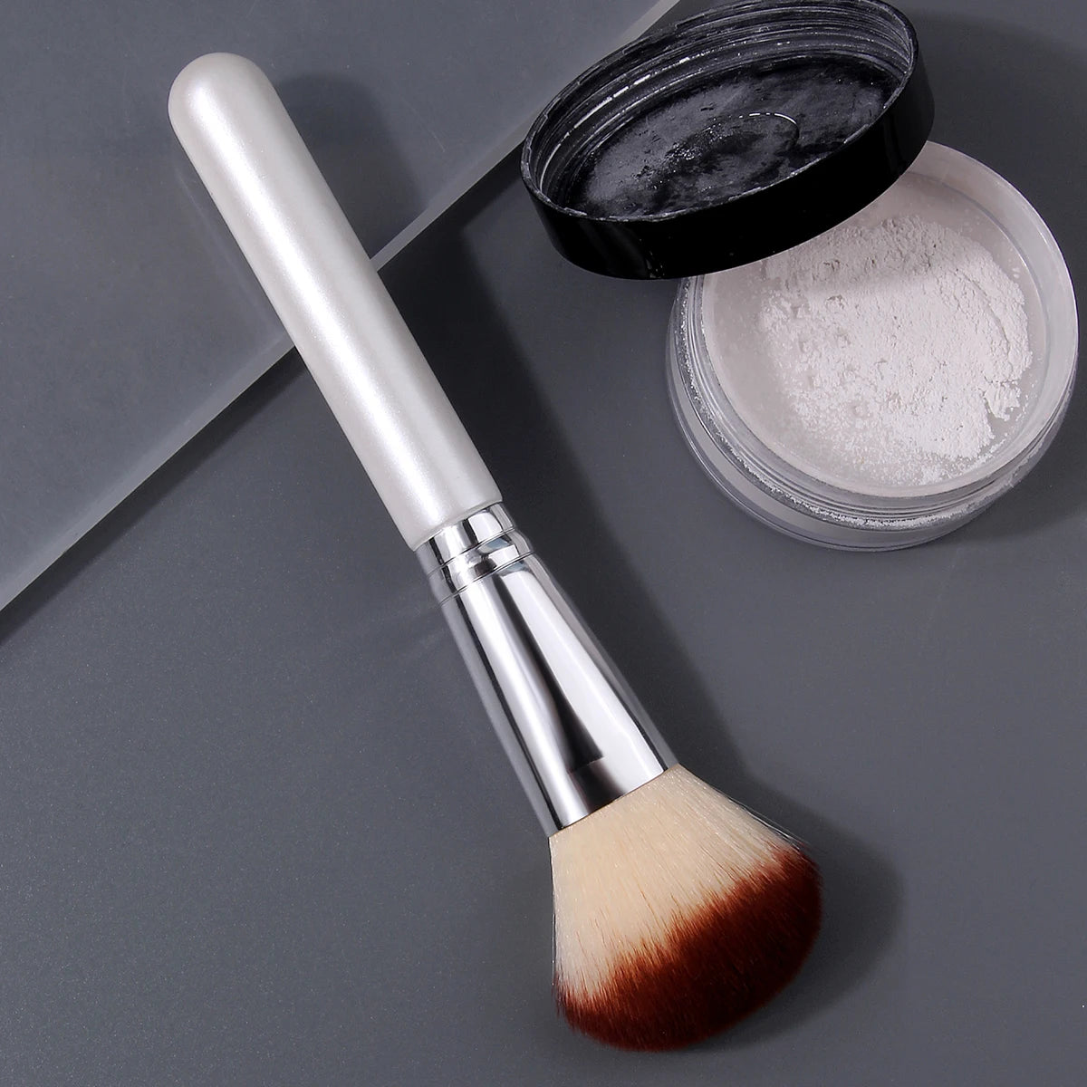 KOSSHOW Large Powder Brush – Soft Fluffy Nylon Bristles Powder Makeup Brush QXL