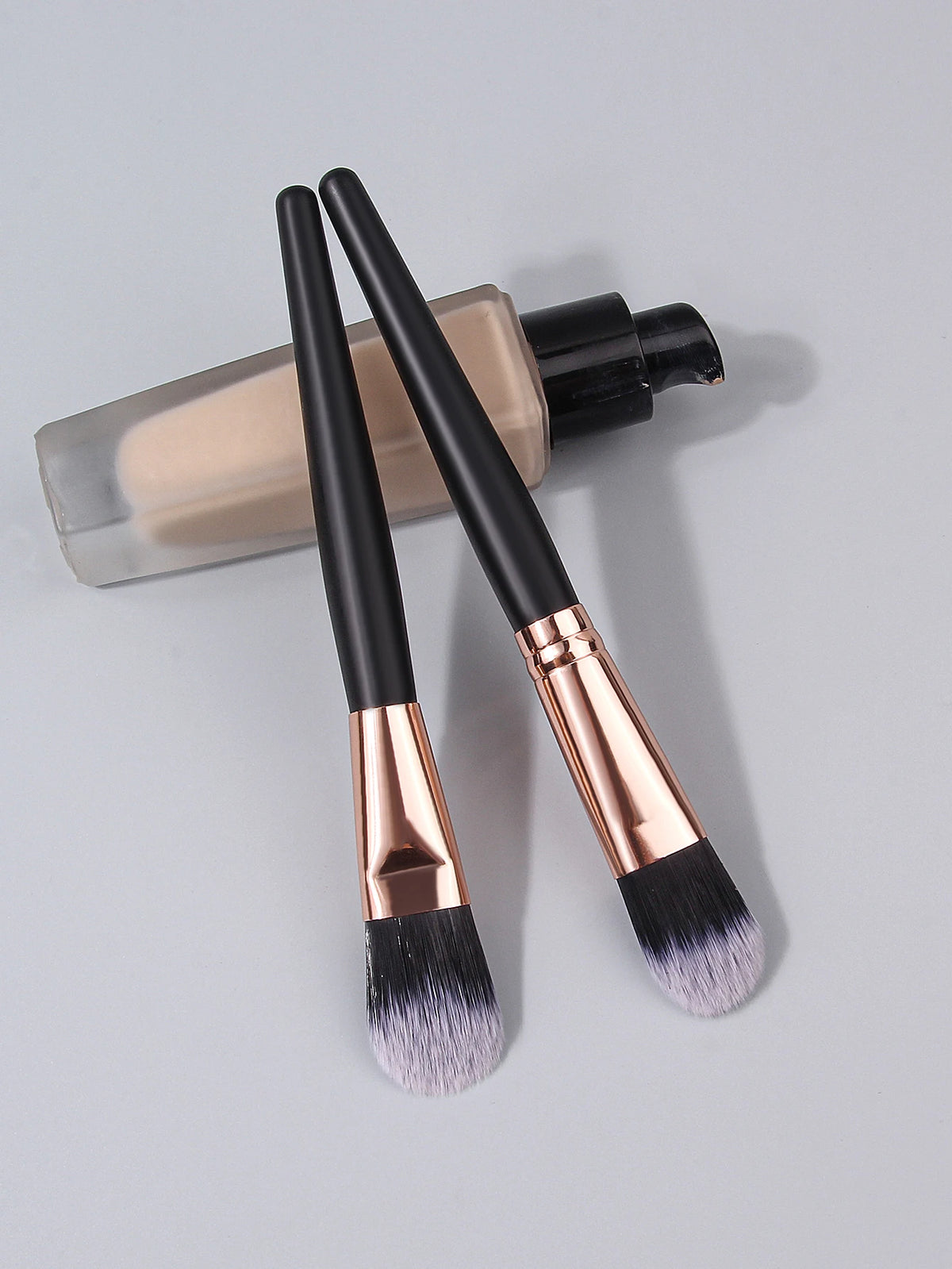 KOSSHOW 2-Pc Concealer & Foundation Brush Set | Black Concealer Brush Set QXL