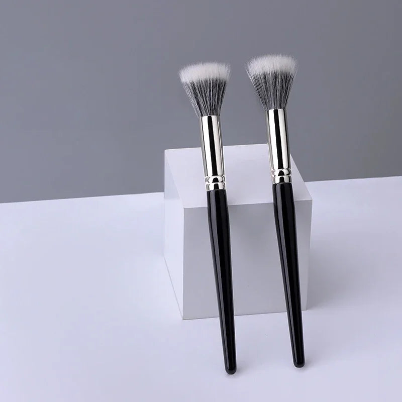 Stippling Blush Brush | Soft Wool Flat Head Makeup Tool Stippling Blush Brush QXL