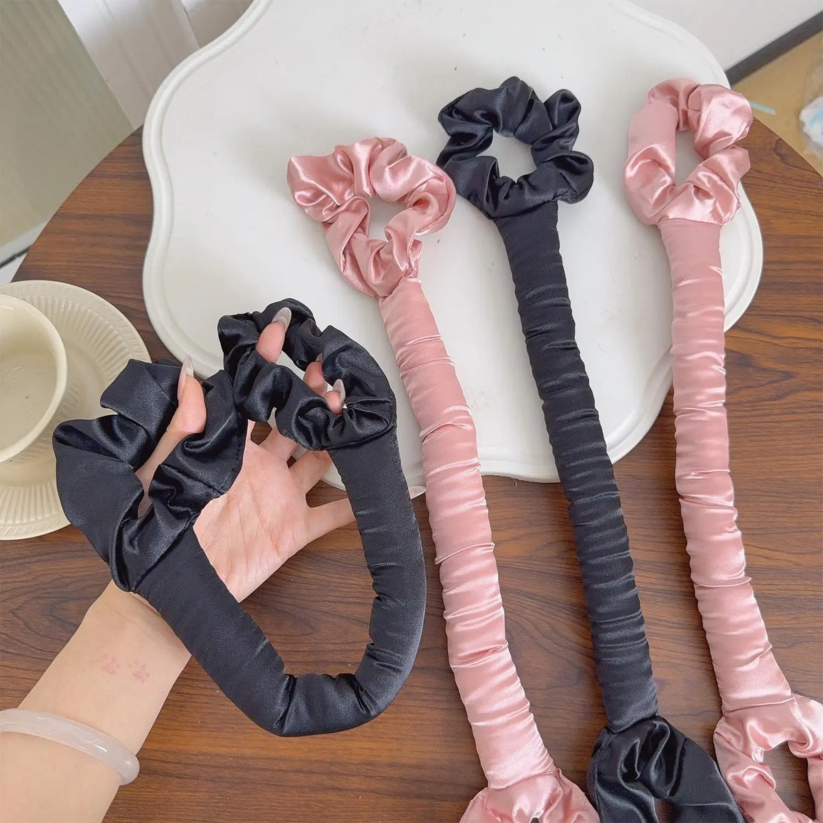 Satin Heatless Hair Curler Rod & Scrunchie | Overnight Curls Heatless Hair Curler QXL