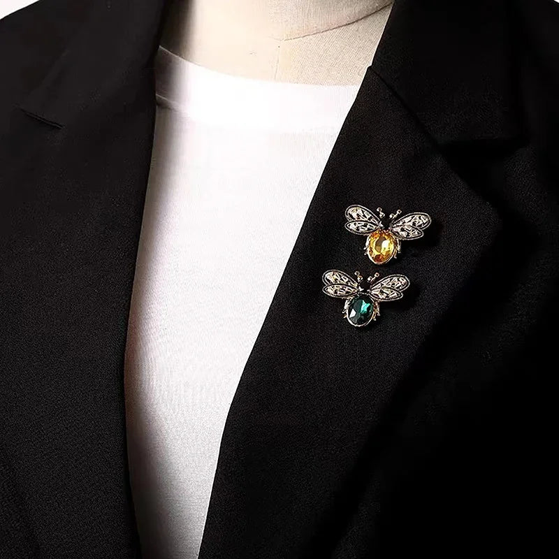 Vintage Little Bee Brooch Pin | Zinc Alloy Women's Accessory Fashion Brooch Pin QXL