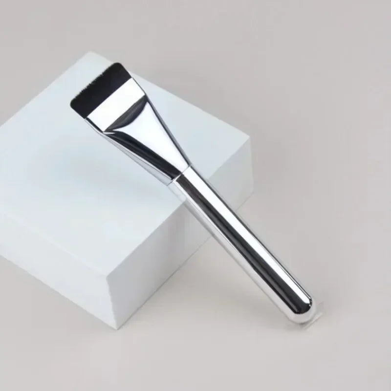 Ultra Thin Flat Foundation & Contour Brush | vvocci Foundation Makeup Brush QXL