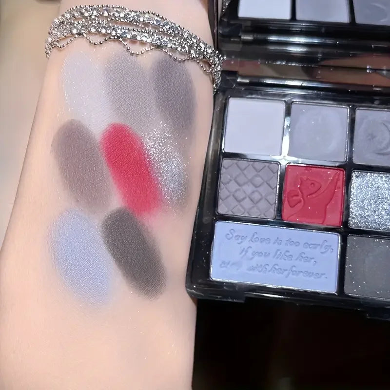 VERONNI Gothic Smoky Eyeshadow Palette | 8-Color Matte & Shimmer Eyeshadow Palette QXL