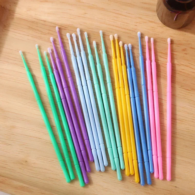 100-Pack Disposable Micro Brushes for Eyelash Extensions Disposable Micro Brushes QXL