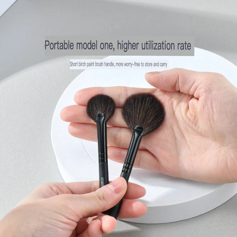 Fan-Shaped Goat Hair Highlighter Brush | Blush & Contour Highlighter Brush QXL