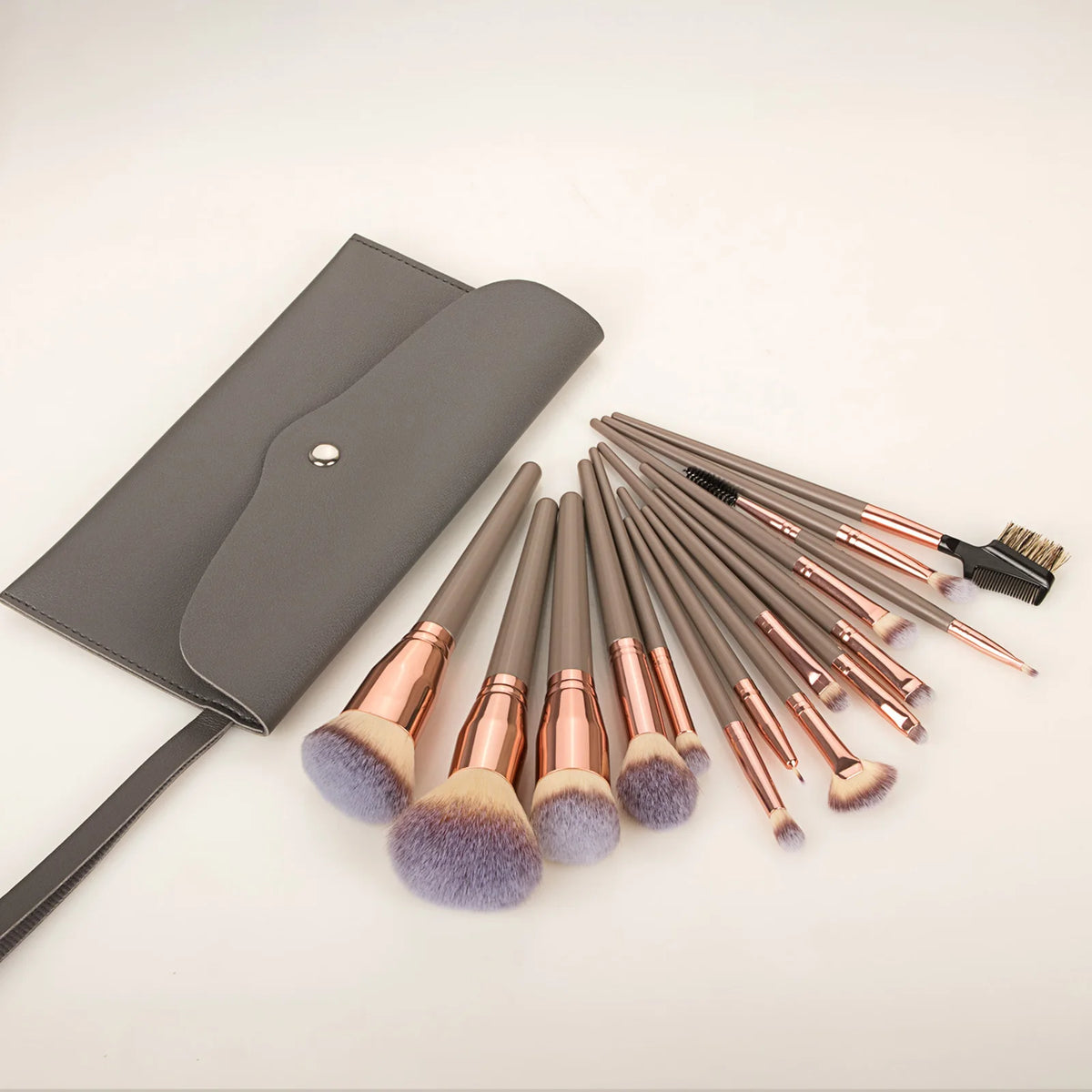 Ronshadow 15-Pc Makeup Brush Set with Storage Bag Makeup Brush Set QXL