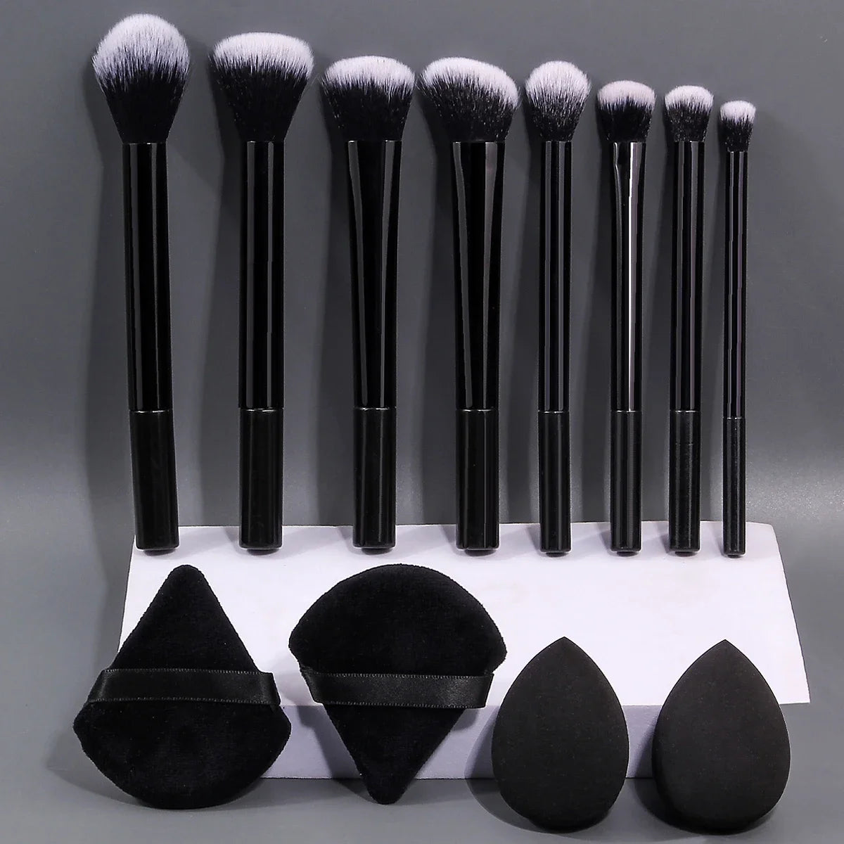 12-Piece Beginner Makeup Brush & Sponge Set | Soft & Portable Makeup Brush Set QXL black