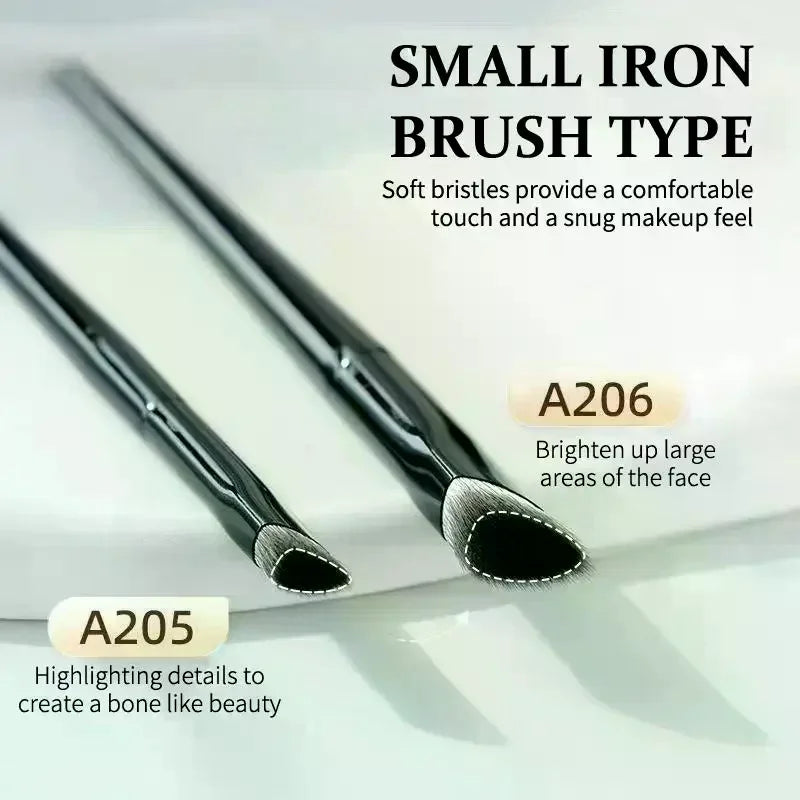 Triangle Concealer & Foundation Brush | Professional Makeup Tool Concealer Makeup Brush QXL