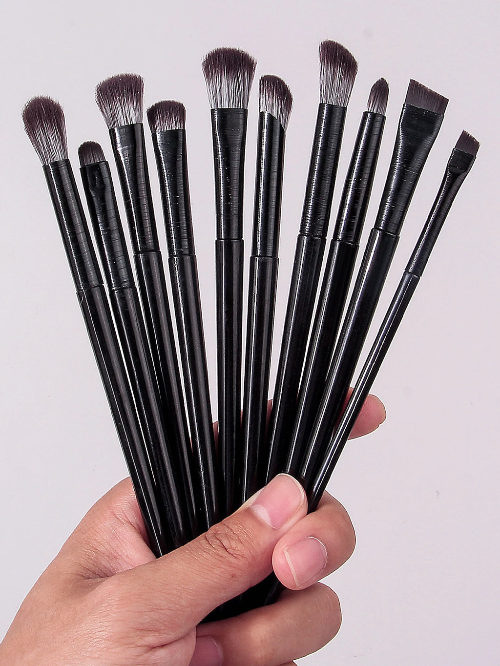 10-Pc Eye Makeup Brush Set with PU Leather Pouch – Black Eye Makeup Brush Set QXL