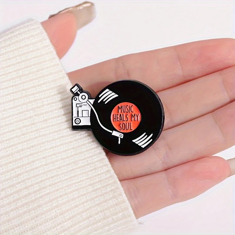 3-Pack Vintage Gramophone Brooch Pins | Zinc Alloy Fashion Pin Fashion Brooch Set QXL 3pcs