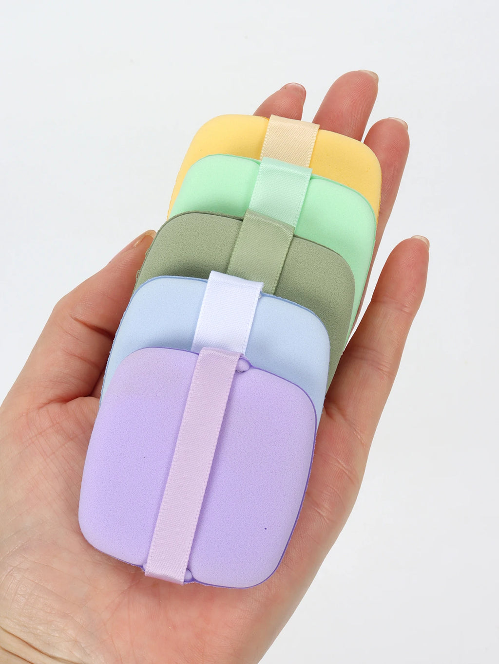 50-Pack Cushion Puffs for Setting & Applying Makeup – All Skin Makeup Cushion Puffs QXL