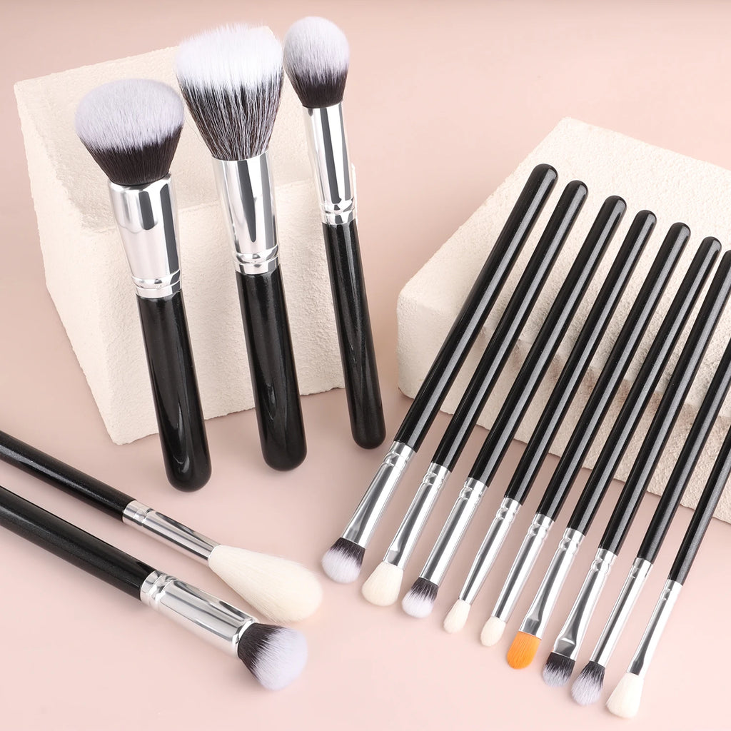 20-Pc Black Makeup Brush Set with Sponge & Croc Bag Makeup Brush Set QXL