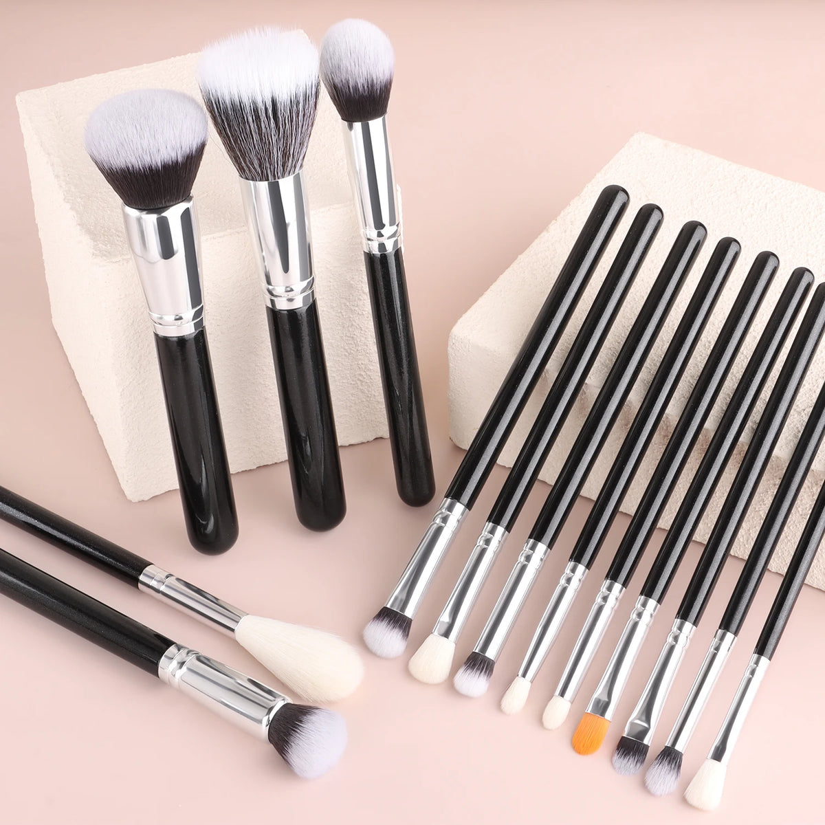 20-Pc Black Makeup Brush Set with Sponge & Croc Bag Makeup Brush Set QXL