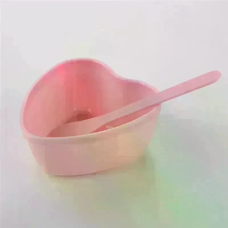 Heart-Shaped Mask Mixing Bowl & Scraper Set | 6 or 12 Pc Mask Mixing Bowl Set QXL