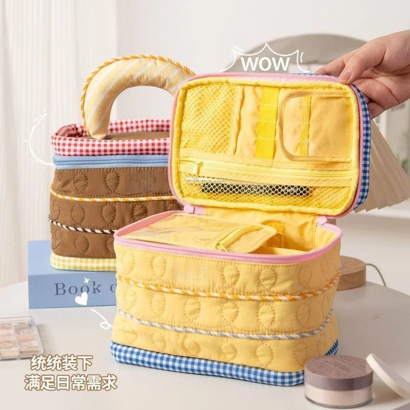 Cute Cake Makeup Brush Organizer Bag | Multi-Pocket Travel Cosmetic Organizer Bag QXL