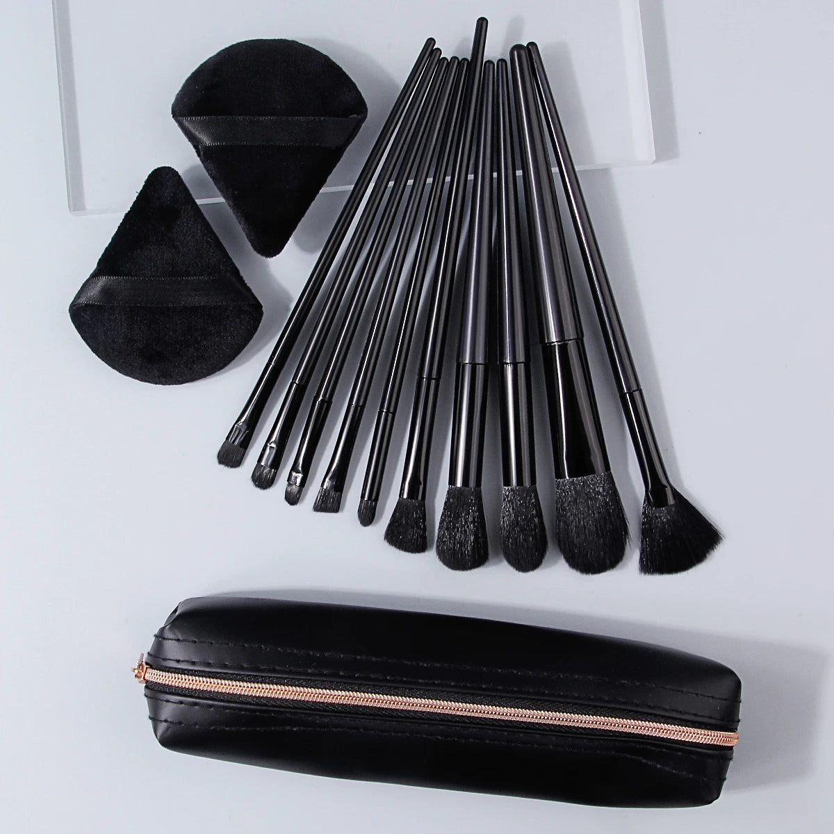 KOSSHOW 13-Pc Black Makeup Brush Set with Bag & Puffs Makeup Brush Set QXL