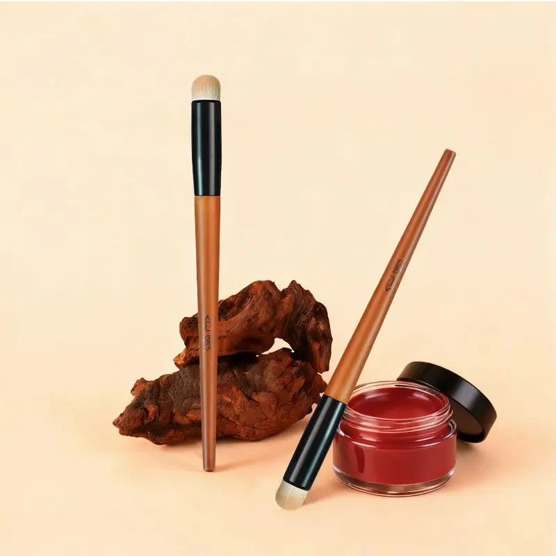 Round Head Lip & Concealer Brush | Soft Synthetic Smudge Tool Lip & Concealer Brush QXL