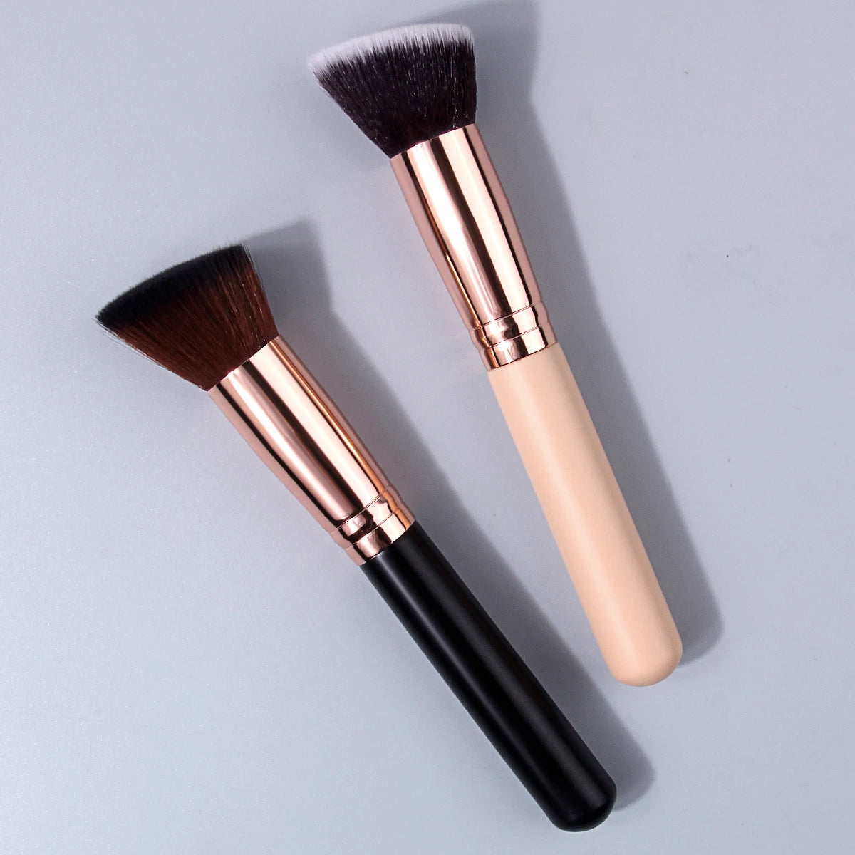 KOSSHOW Angled Contour Brush – Wood Handle & Nylon Bristles Contour Makeup Brush QXL