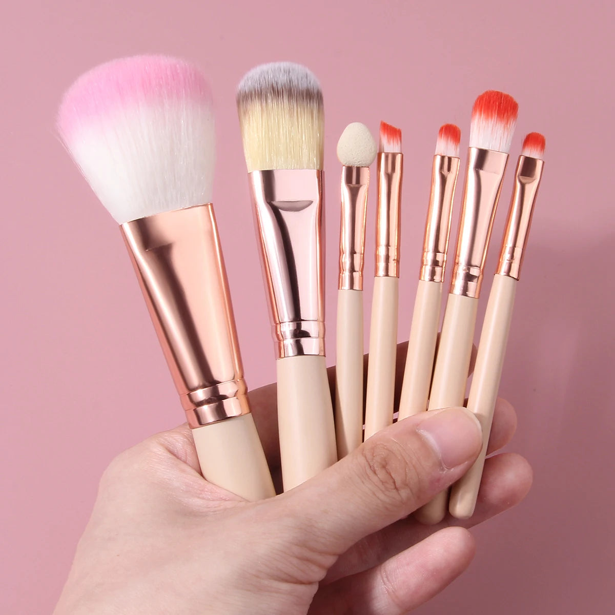 KOSSHOW 8-Pc Pink Gradient Makeup Brush Set | Beginner Kit Makeup Brush Set QXL